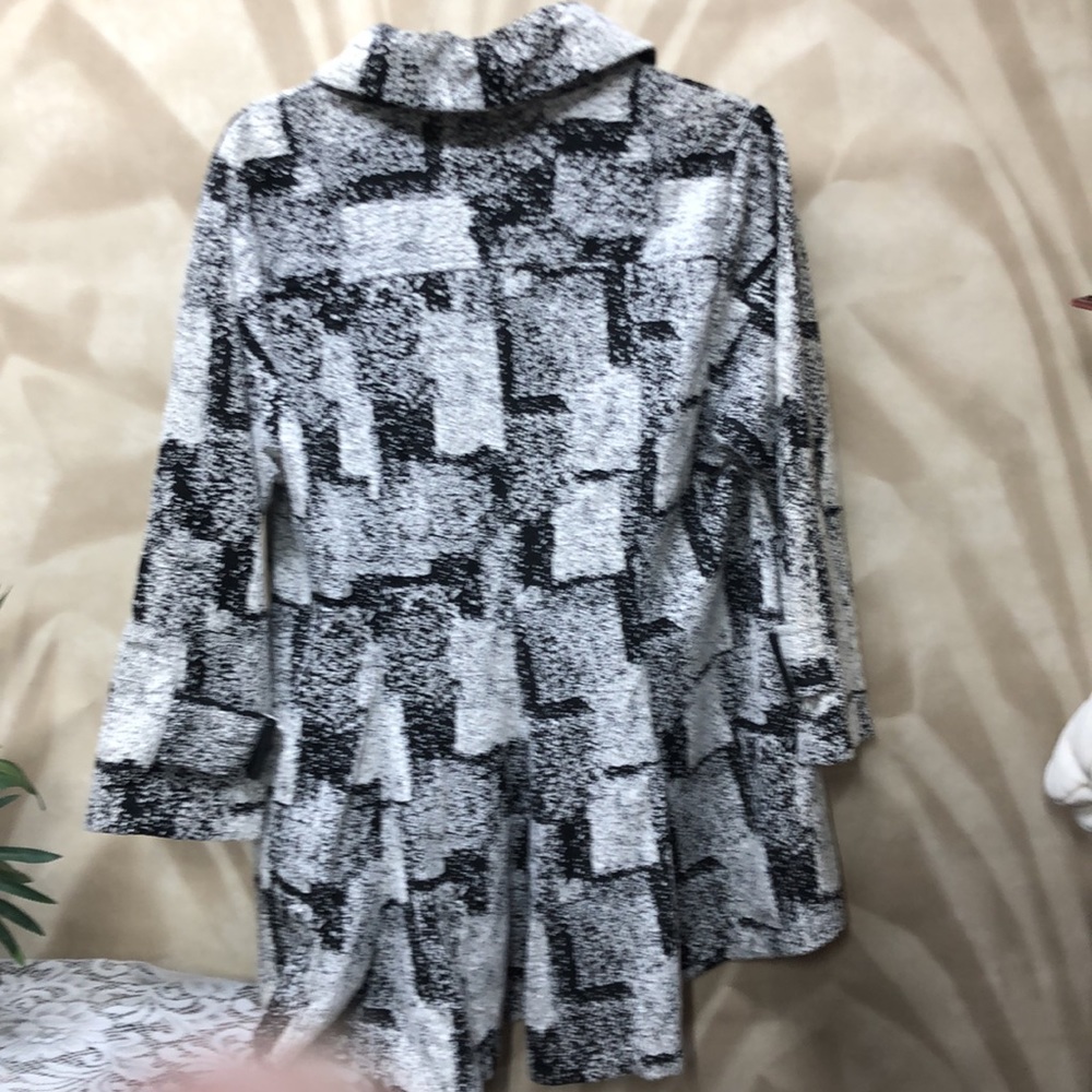 Yushi Jacket - Picture 2 of 7